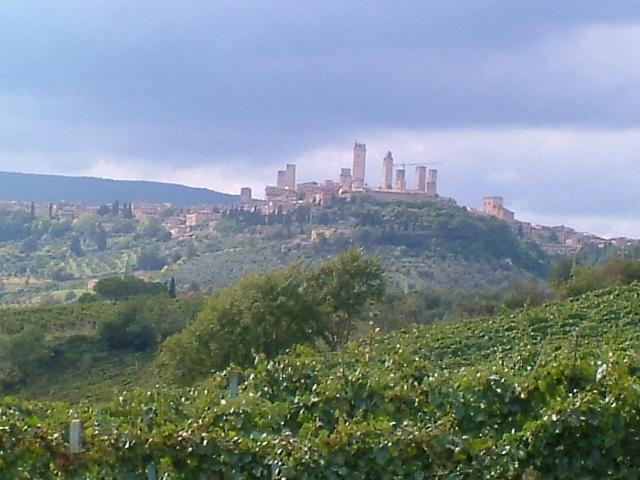 Agriturismo Santa Croce ซานจีมิญญาโน ภายนอก รูปภาพ