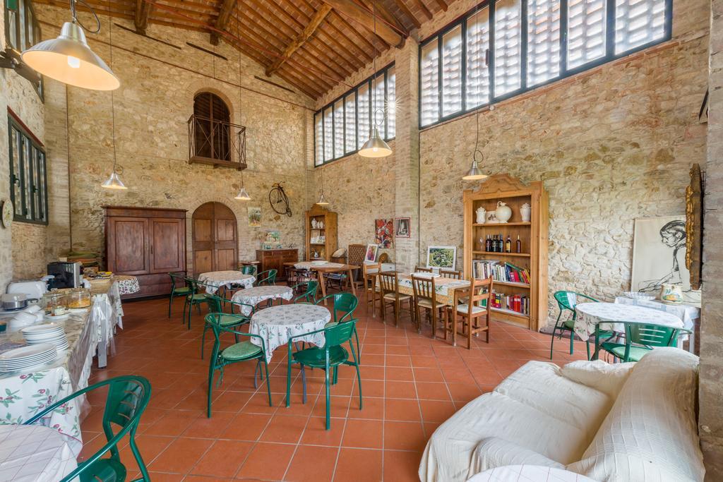 Agriturismo Santa Croce ซานจีมิญญาโน ภายนอก รูปภาพ